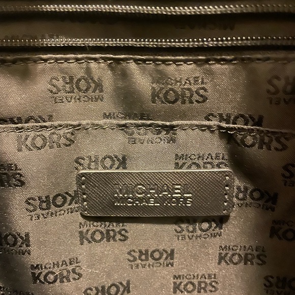 Michael Kors leather black shoulder bag tote - Picture 9 of 15